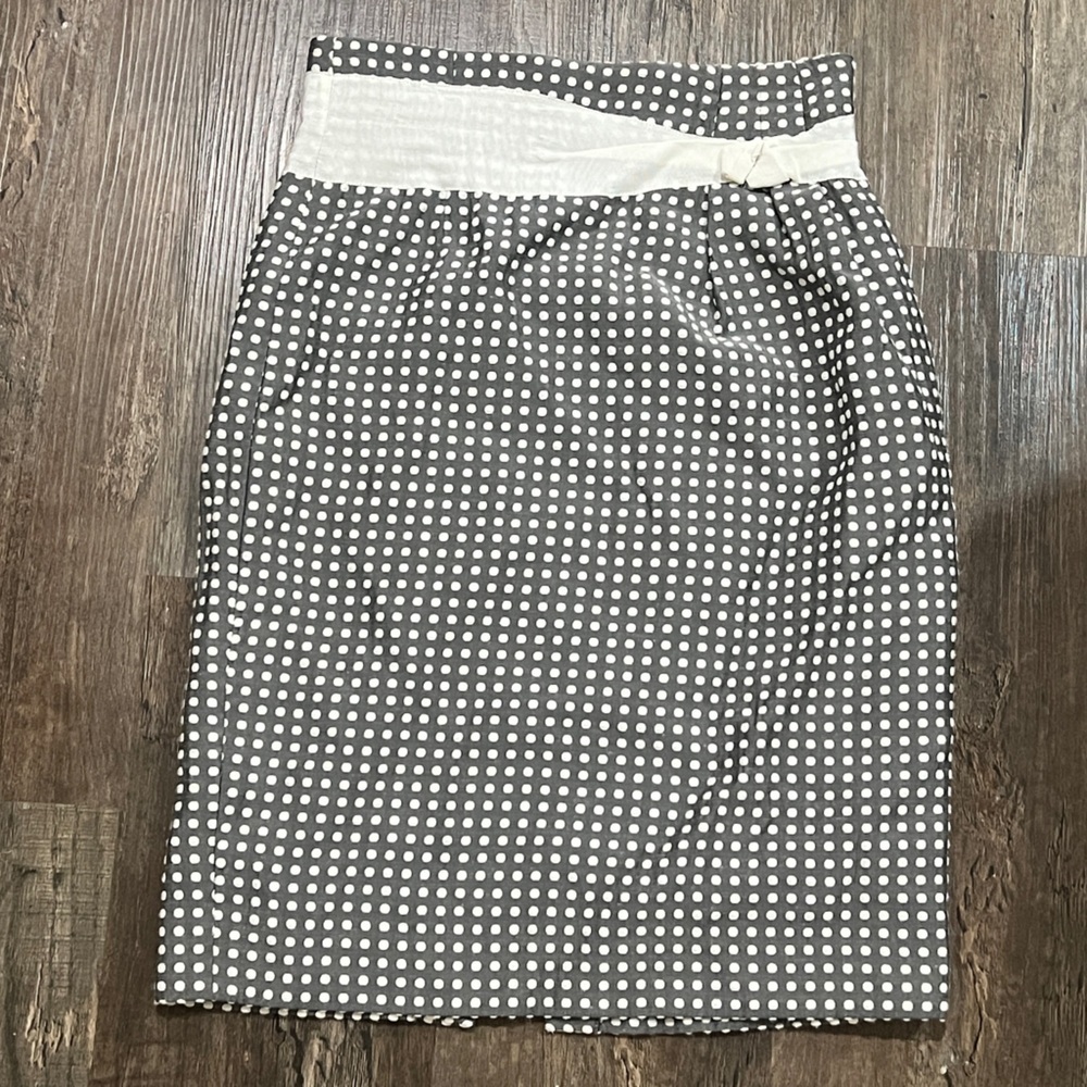 FINAL PRICE Antonio Melani Gray Polka Dot Pencil Skirt